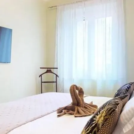 Center And Bacvice Stella Apartment